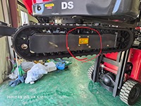 trackhole.jpg